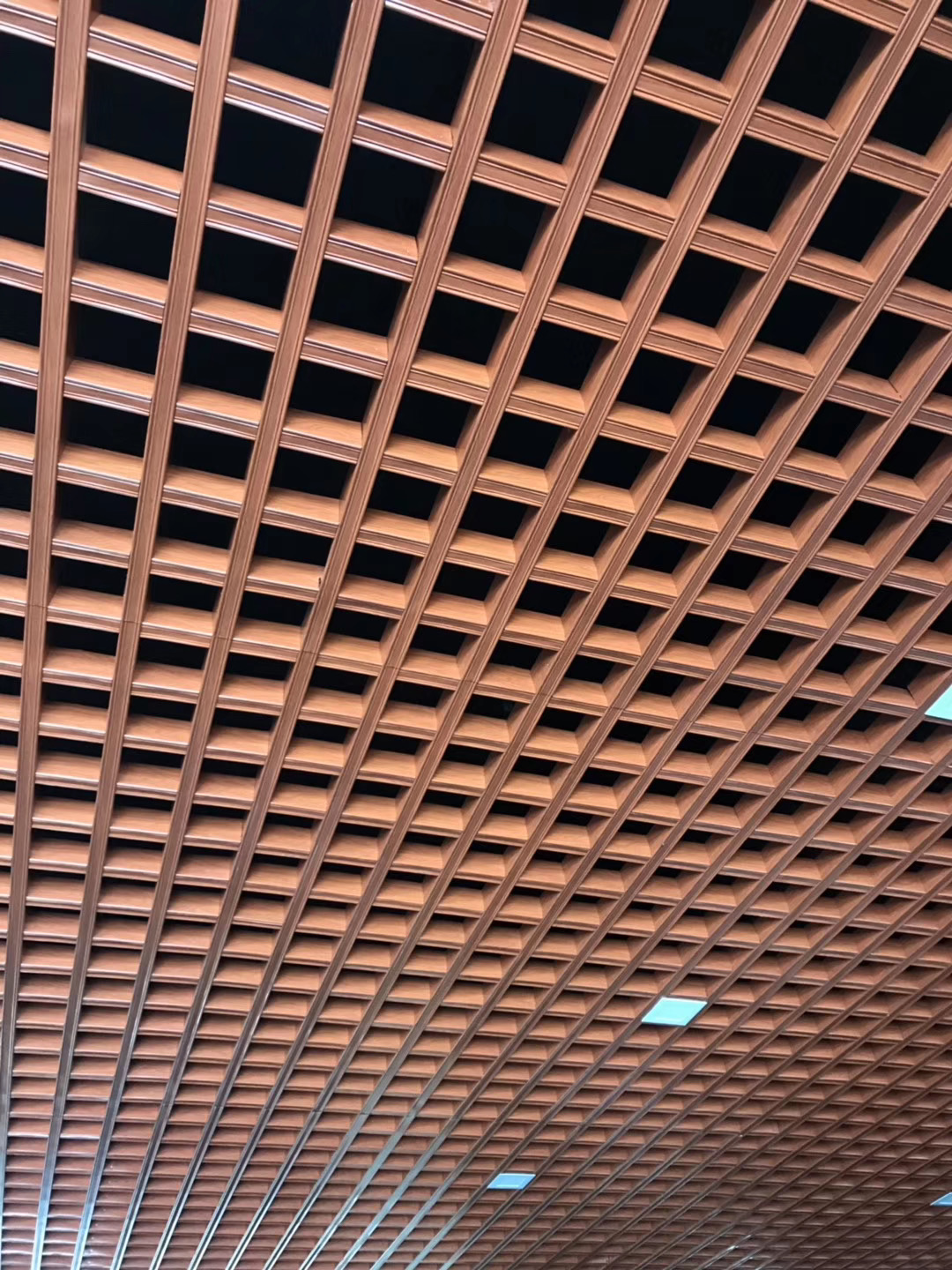 格柵天花-河南永高建材有限公司